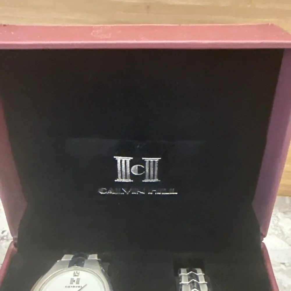 VTG Calvin Hill His Hers Quartz Watch Set Matching Pair Box Papers Silver Tone